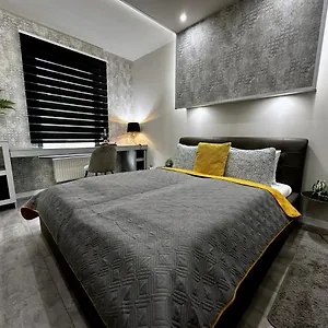 Apartment Leda *