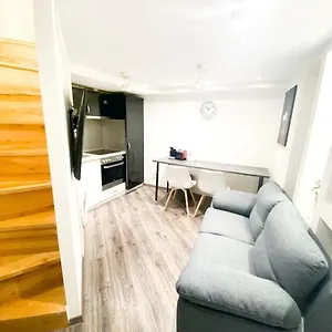 Cityscape Budget Bajcsy Apartment
