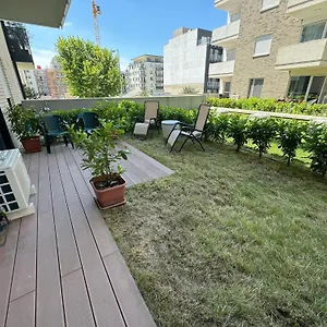 Budapest City Home Apartment