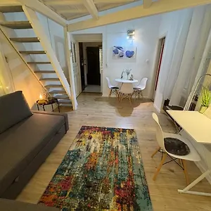 Oktogon Cozy Terrace