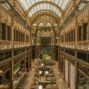 Párisi Udvar Budapest, Part Of Hyatt 5* Budapeste