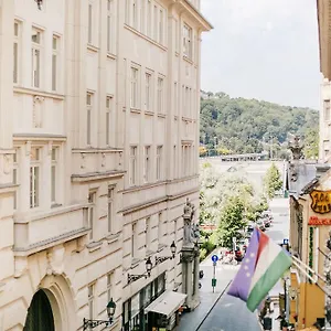 Rento - Vaci Utca
