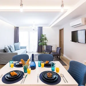 Swu Broadway Chalet