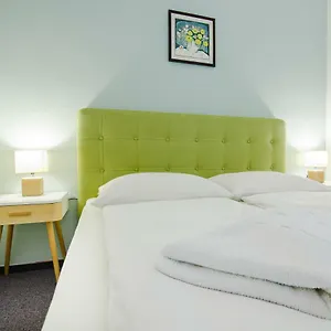 Green Dream Apartment