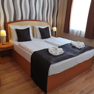 Six Hotel Budapest