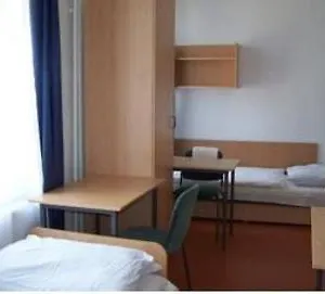 Hotel Flora *