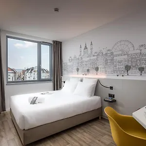 מלון B&B Hotel Budapest City 3*