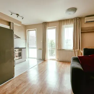 Apartment Victoria Garden *