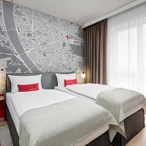 Intercityhotel 4* Budapeste