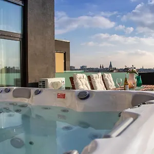 Centropolitan Penthouse #jacuzzi #freeparking