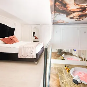 Enzo Capo Vip Apartment
