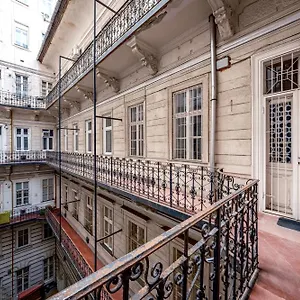 Soho Downtown Apartment