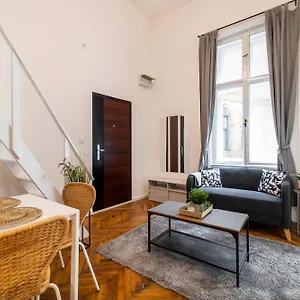 Vintage 2 Bedroom Apartment, Kai * Budapest
