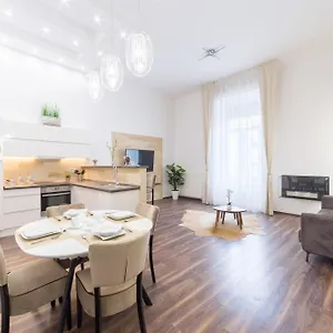 Apartment Best Seasons Spa Central *