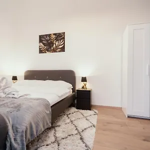 Apartment Modelia At Gellert Square Budapest