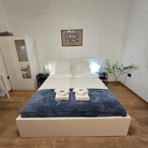 Margalit 15 - Cosy In Pannonia Street