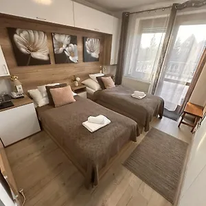 Le Rose 3* Budapeşte