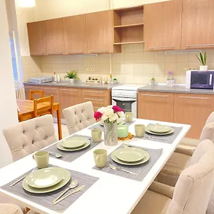 Sziv - Modern And Comfortable * Budapest