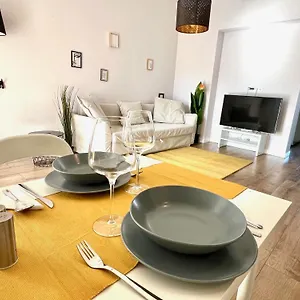 Twin Apartment
