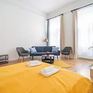 Pretty Haven Apartment *