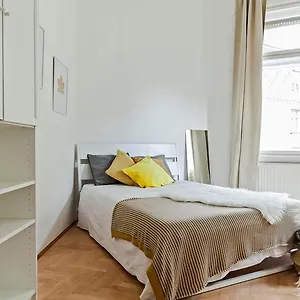 Appartement Kiraly Stret Rumbach Sebestyen *