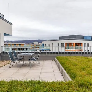 Apartment Marina Bay With Private Rooftop Garden Budapest