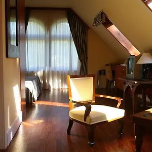 Uhu Hotel 4*