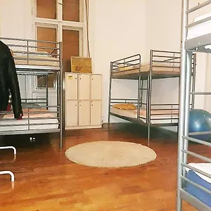Hostel Eastern Station Backpackers