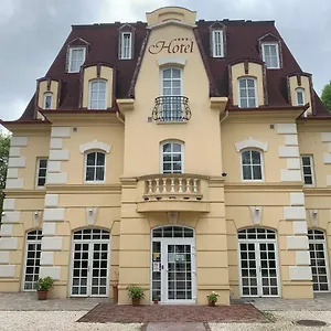 Walzer Hotel 3*