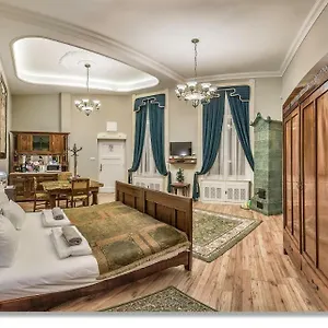 Apartment Art Nouveau *