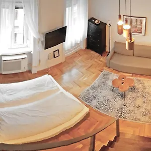 Luxury New With Gallery At Dob Street Nearby Gozsdu Court Appartamento