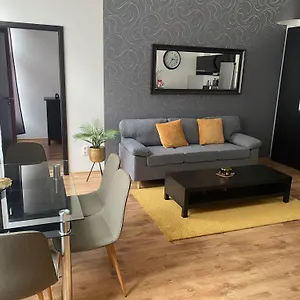 Basilica Luxury Apartment *