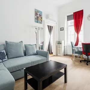 Trend Twist Apartment *