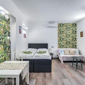 Danube Bank Hideaway * Budapest