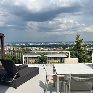 Rosehill Penthouse *