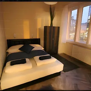 M&m - Astoria Apartment *