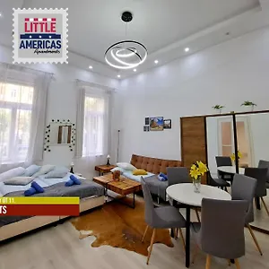 Little Americas Alamo Heights Apartment Budapest