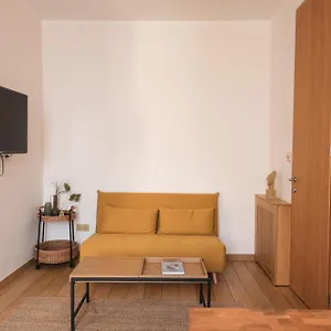 Chic Urban Retreat City Center Apartment Budapest