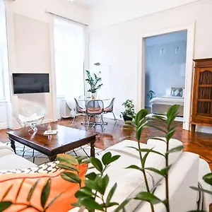 Tranquil And Charming One Bedroom