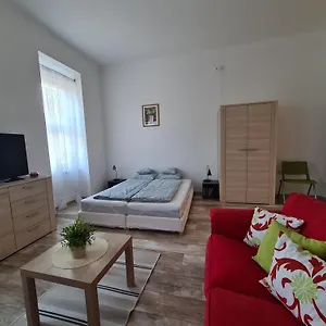 Apartment Calvary-1
