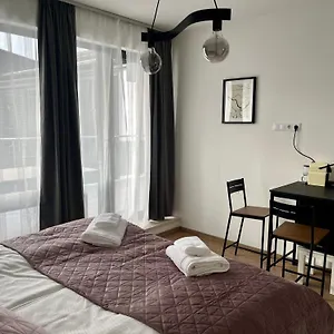 Apartment Feel Good Units