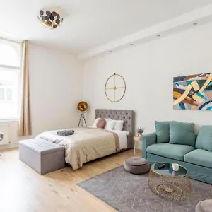 Exclusive Veres Palne By Cavaland New Budapest