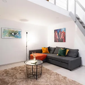 Teljes Loftlakas, Apartment Budapest