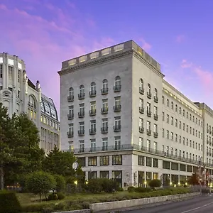 Al Habtoor Palace Hotel