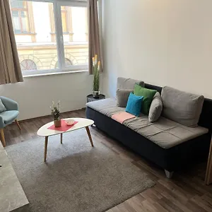 Nova * Budapest