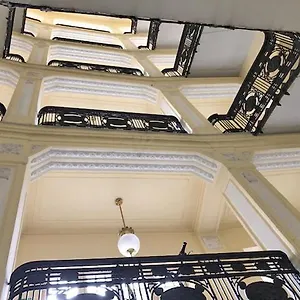 M&m Apartment-fovam Ter