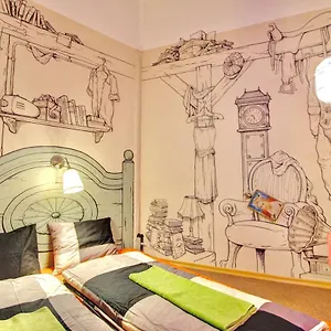 Lavender Circus Hostel, Doubles & Ensuites Хостел Будапешт