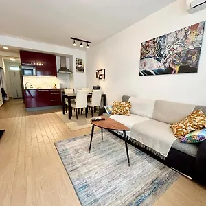 Blue Deer Apartment *