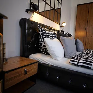 Apartment Mini Industrial *