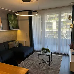 Apartment Metrodom Panorama *